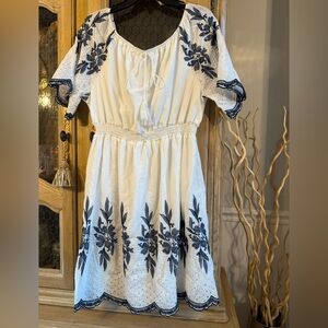 Kindred 3X White Dress with Blue Floral Embroidery